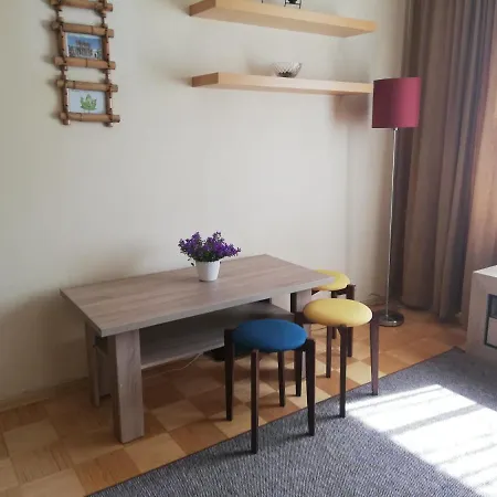 15 Minutes From The And Center 7 Minutes From The Airport Apartment *
